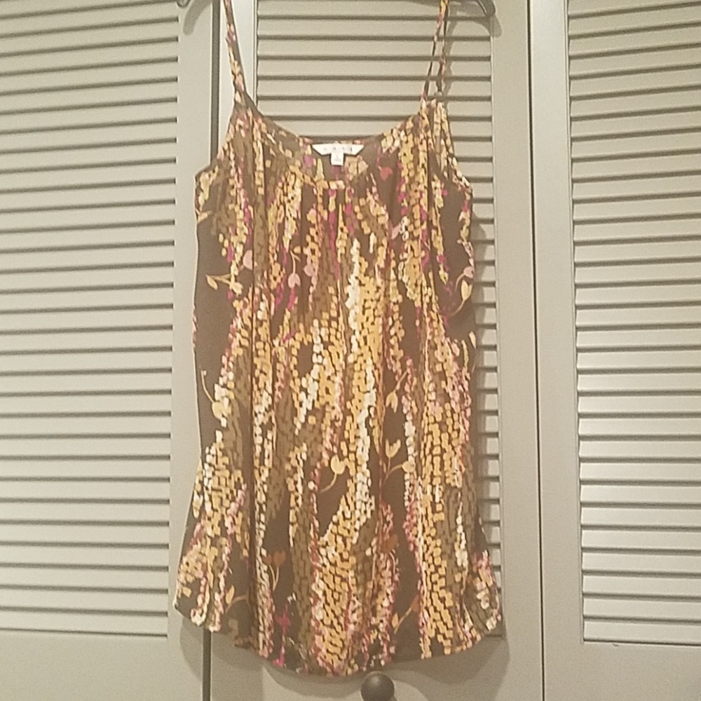 Multicolor tank top with adjustable straps